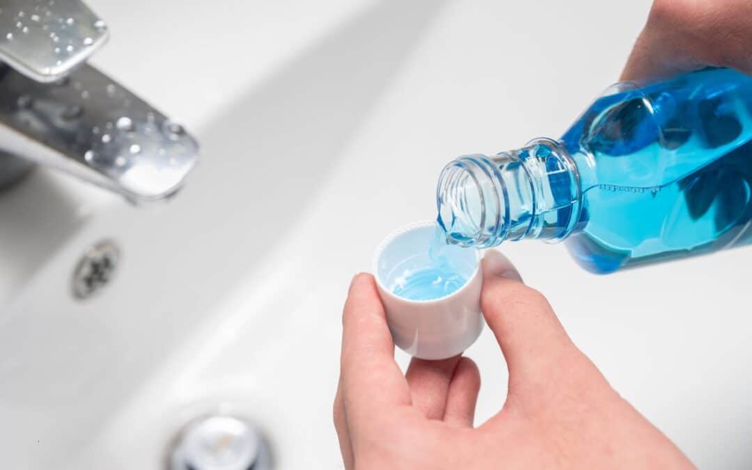 The Benefits of Mouthwash: Achieve Fresher Breath and Healthier Gums Daily